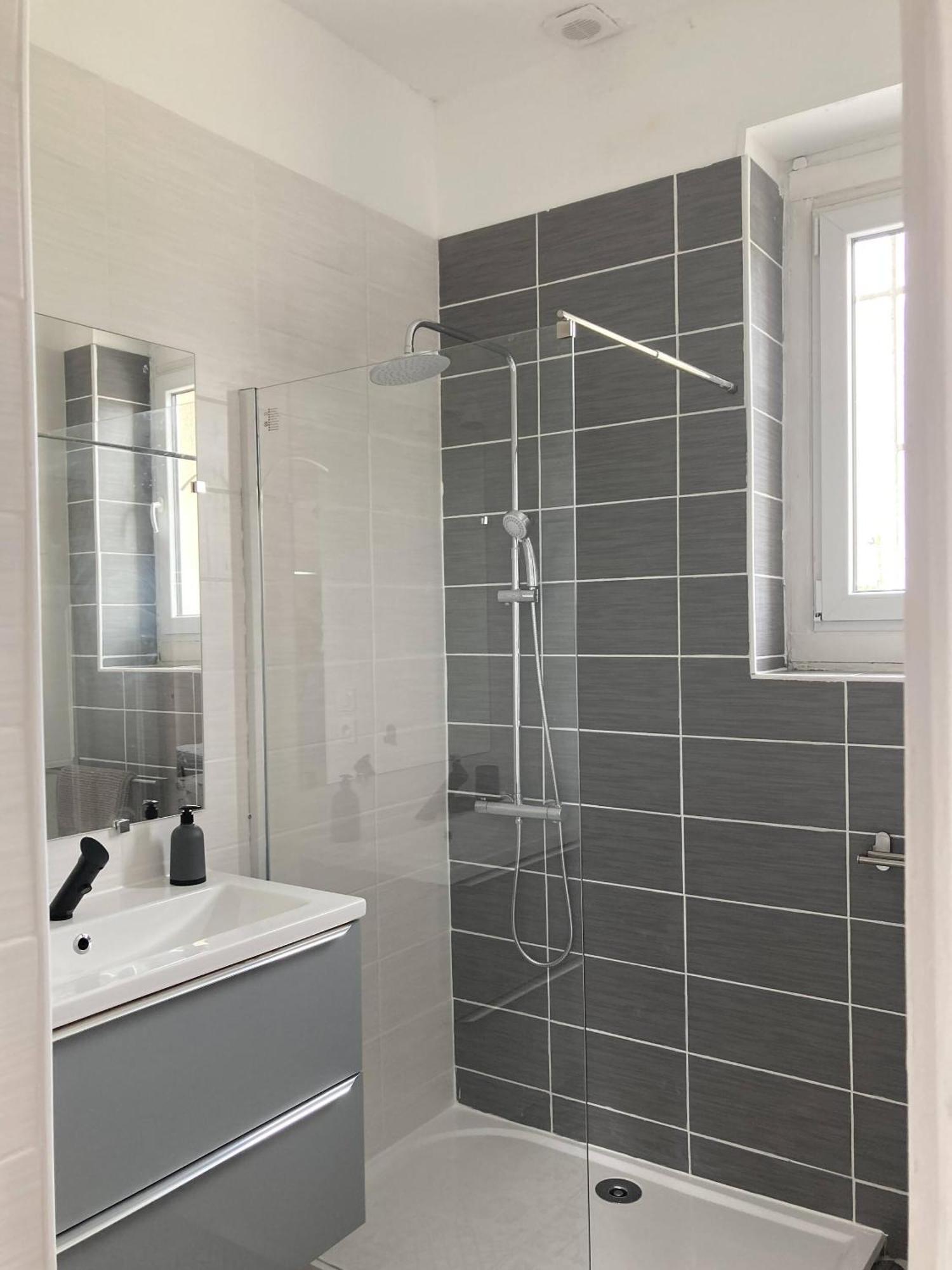 Location Appartement Des Pyrenees Borderes-sur-l'Echez 客房 照片