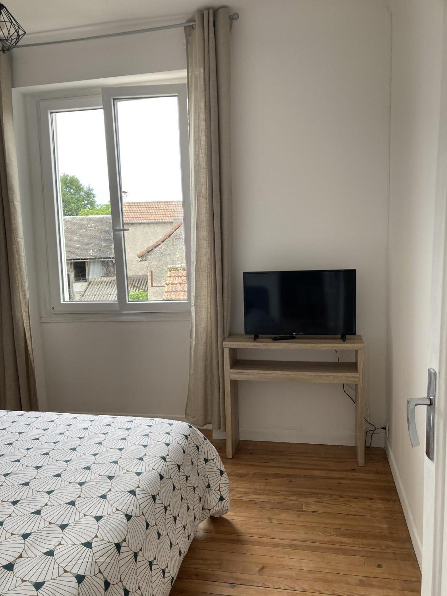 Location Appartement Des Pyrenees Borderes-sur-l'Echez 客房 照片