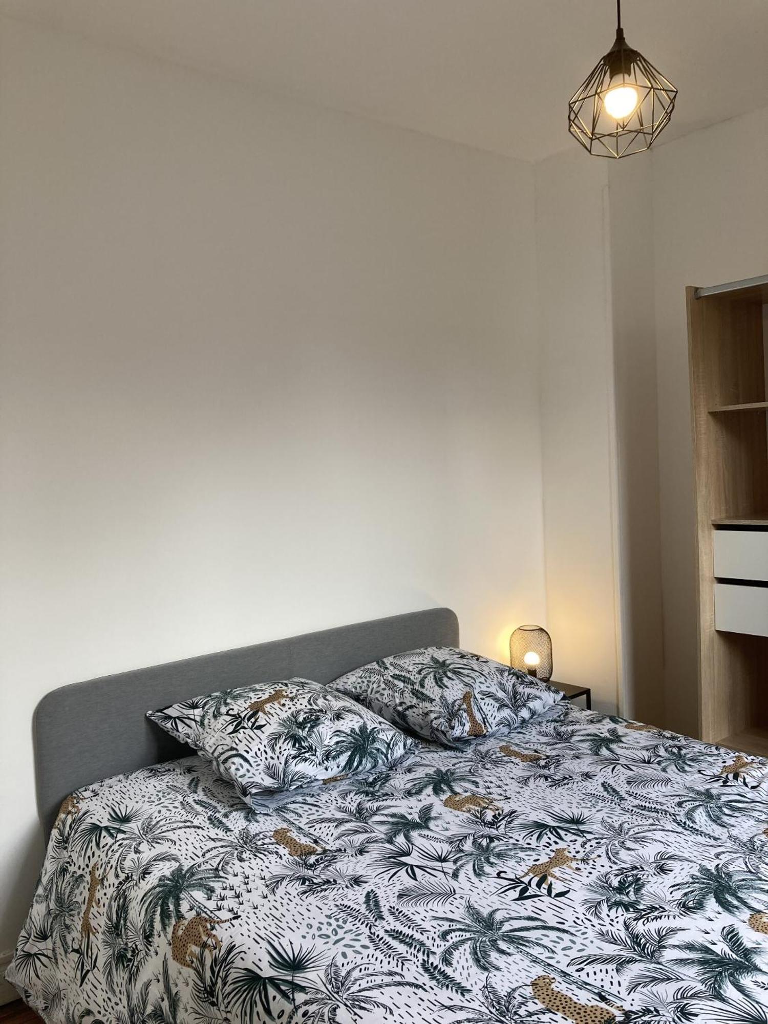 Location Appartement Des Pyrenees Borderes-sur-l'Echez 客房 照片